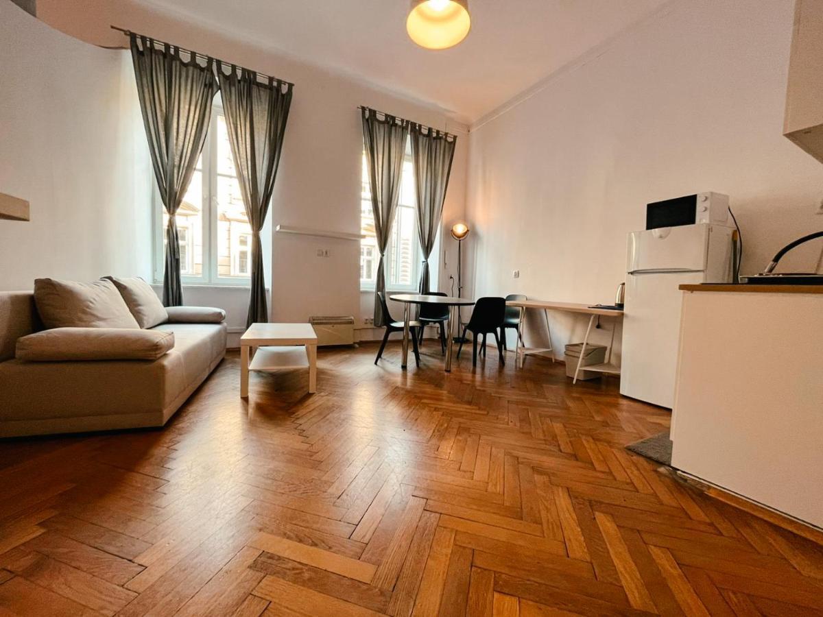 Batorego Apartment Krasków Exterior foto